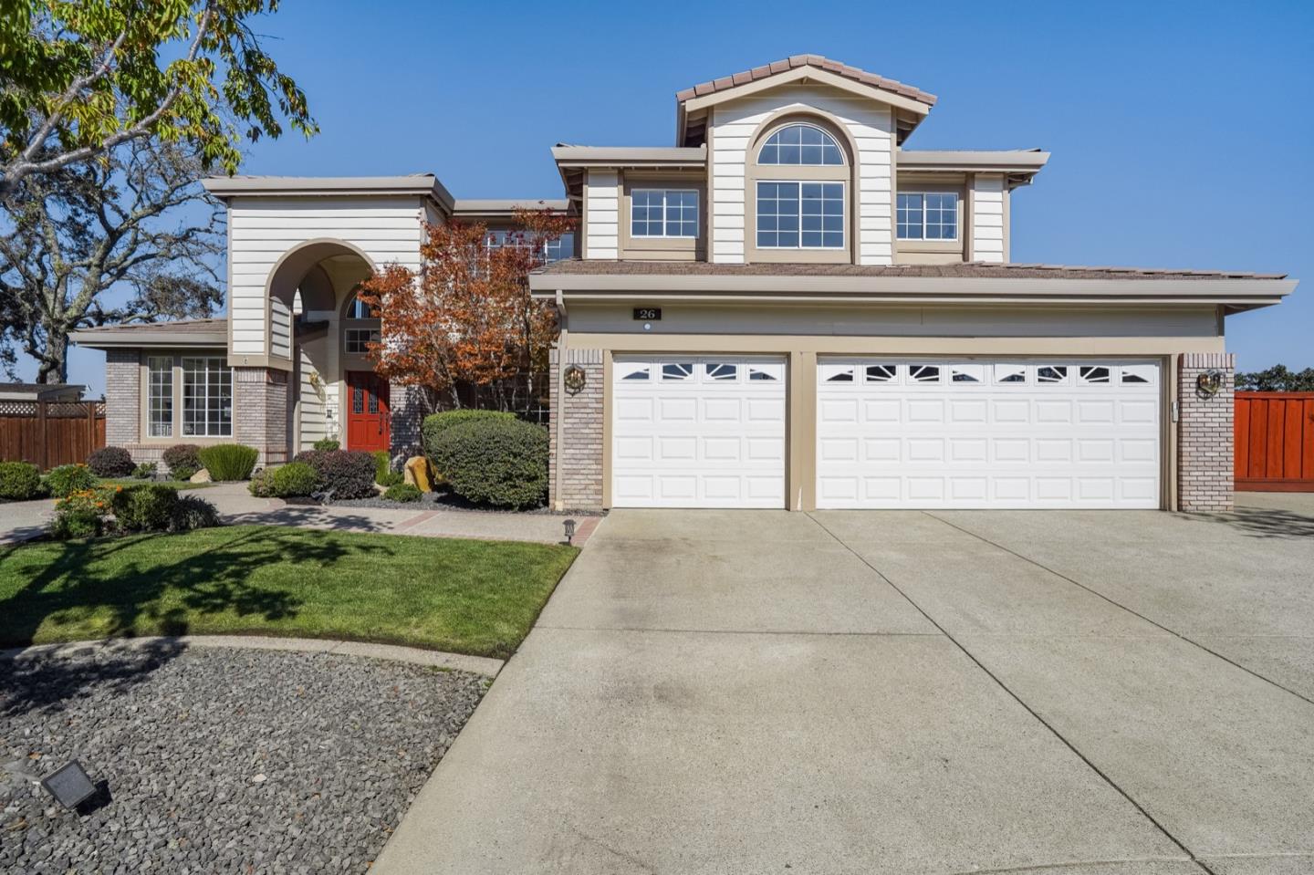 26 Julie Highlands Court