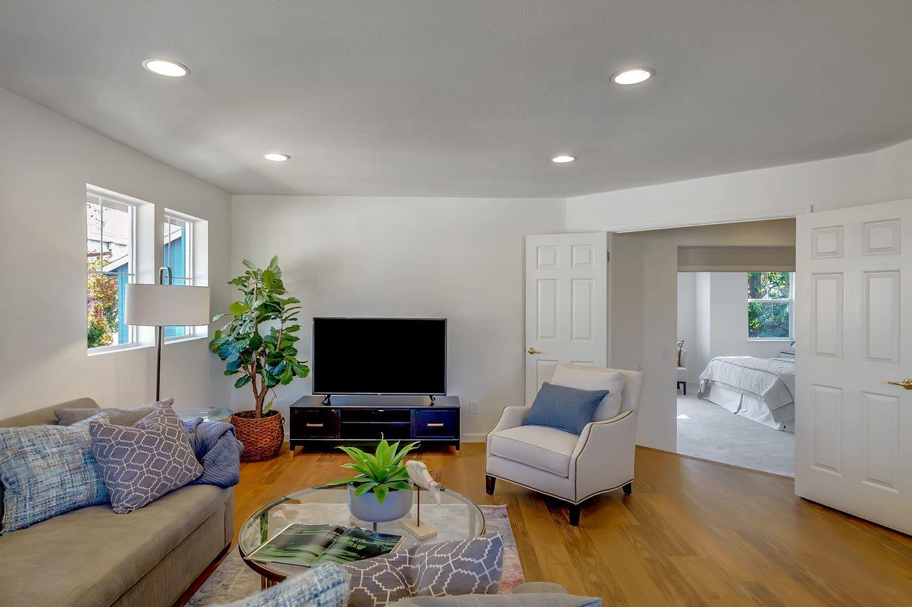 604 Seabrook Lane