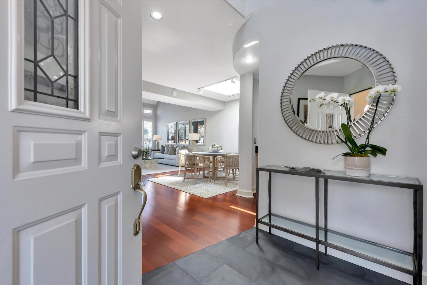 858 Lakeshore Drive