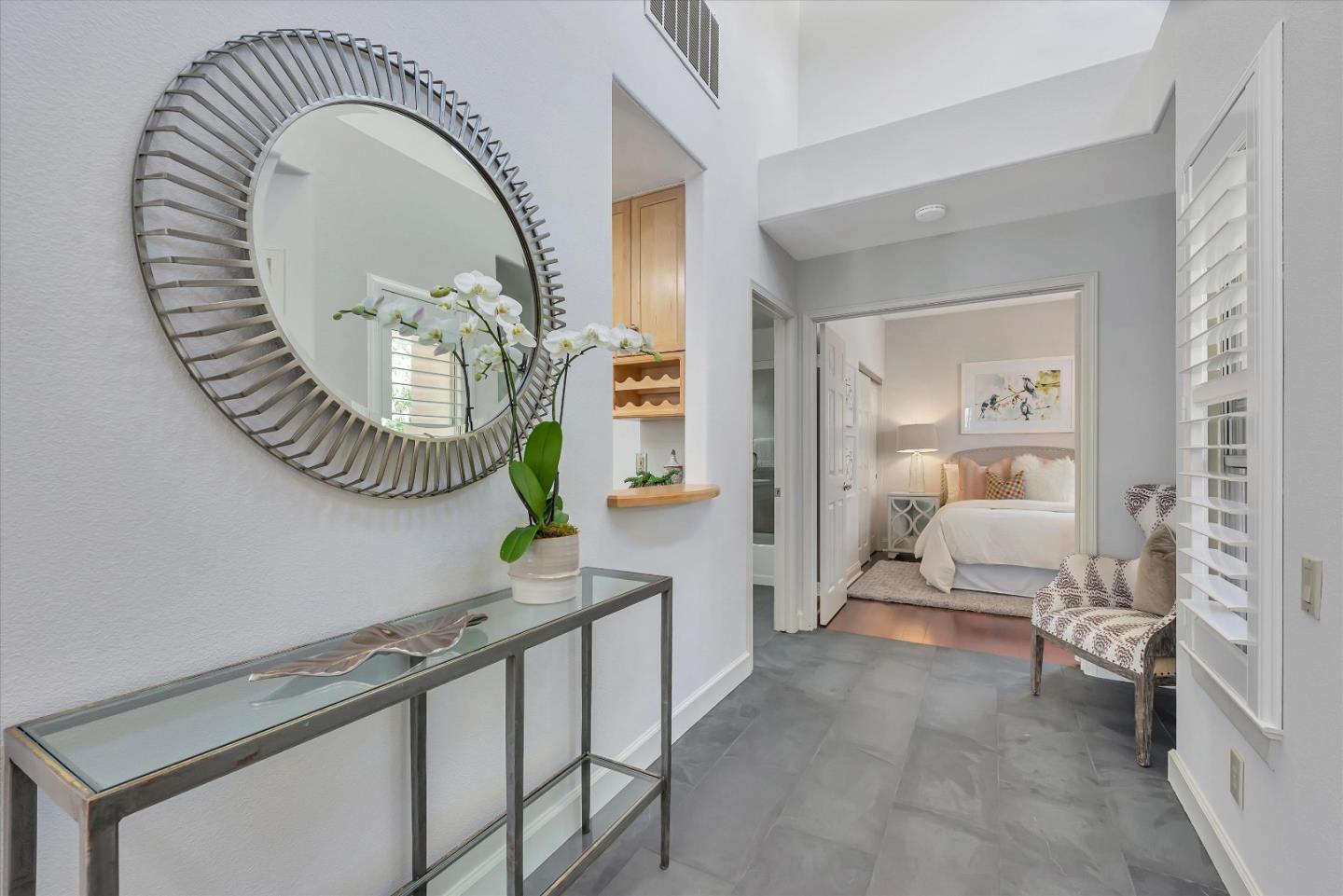 858 Lakeshore Drive