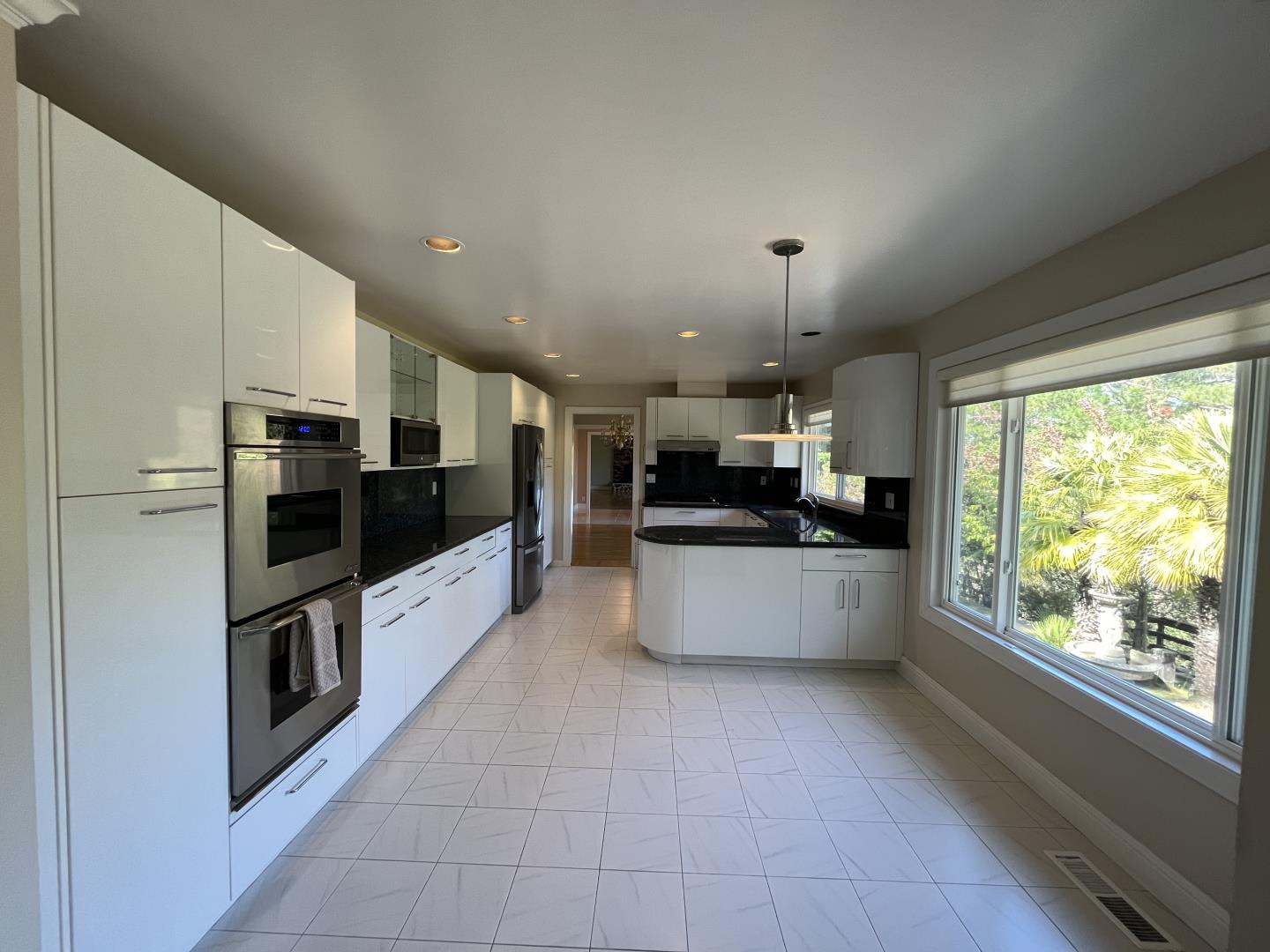 50 W Avondale Road