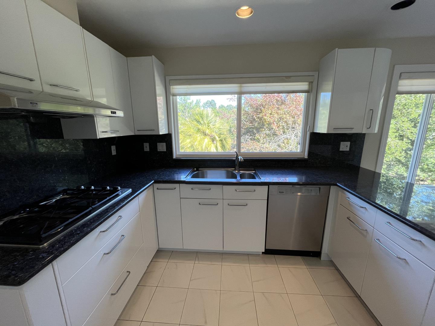 50 W Avondale Road