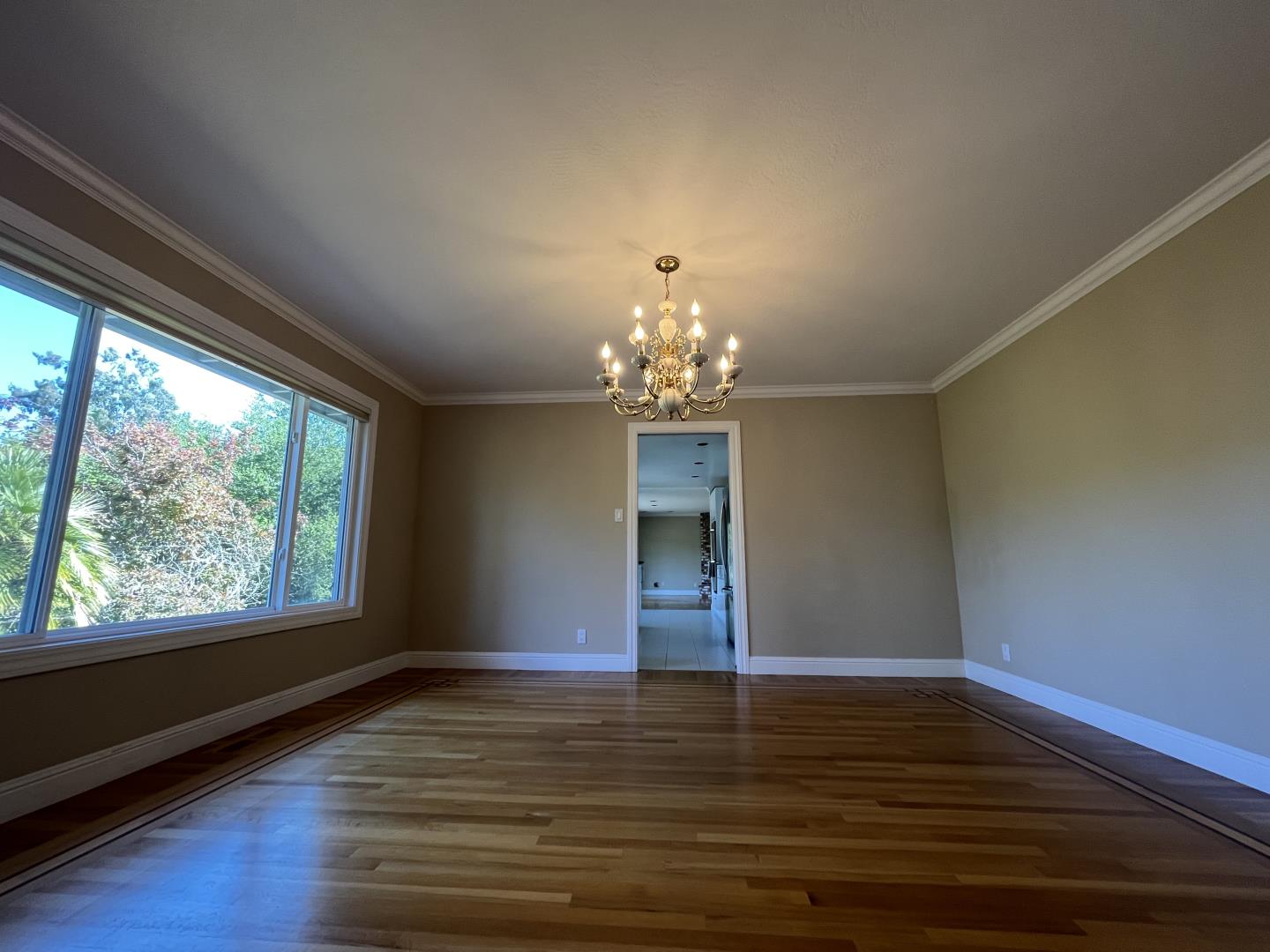 50 W Avondale Road