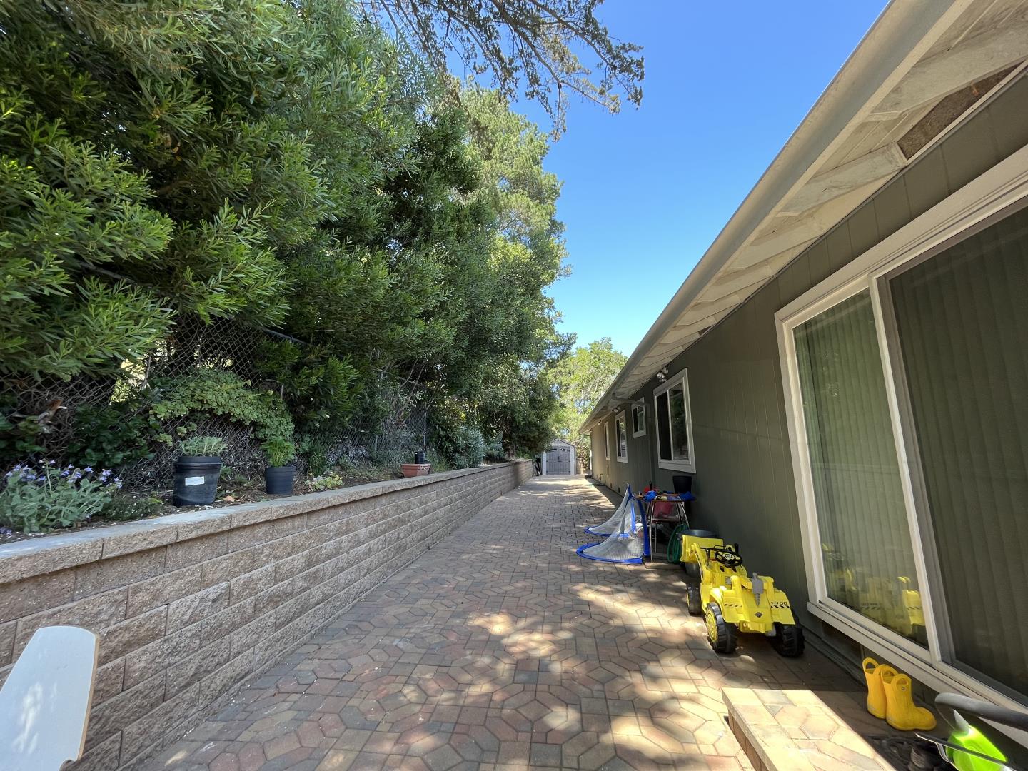 50 W Avondale Road