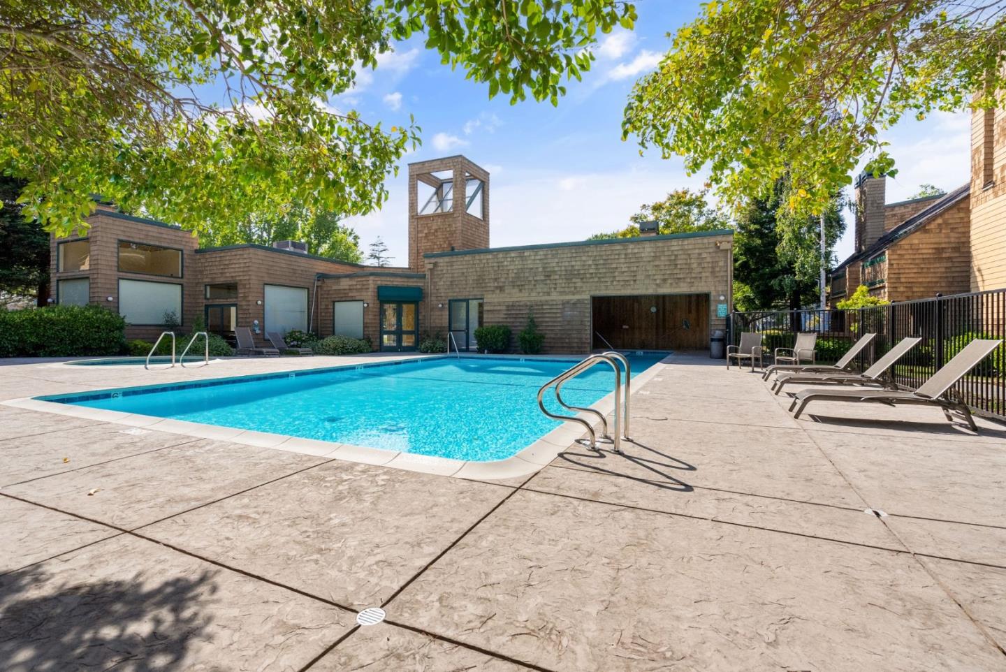 36 Cove Lane