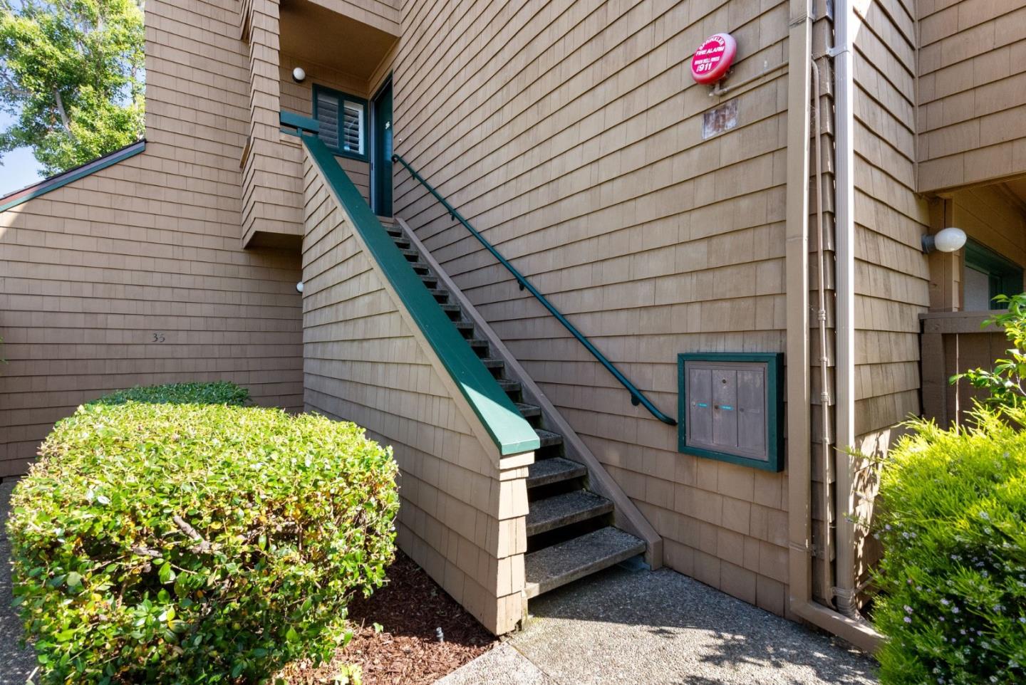 36 Cove Lane