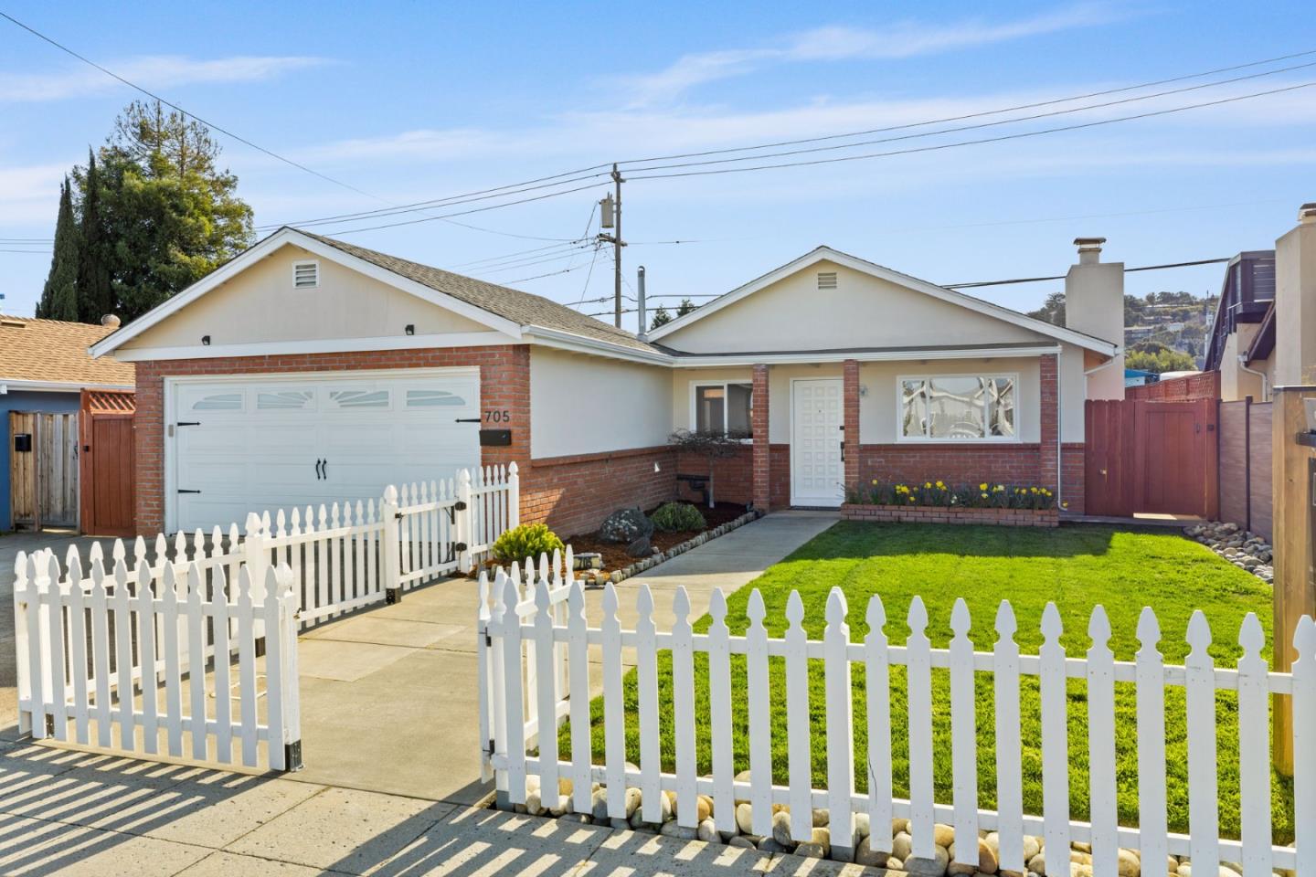 705 Hiller Street