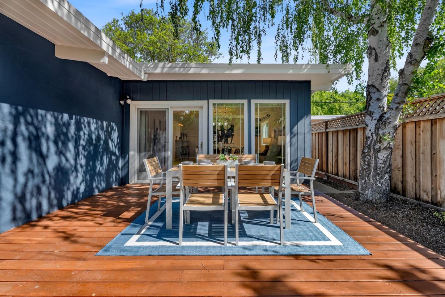 32 Lorelei Lane