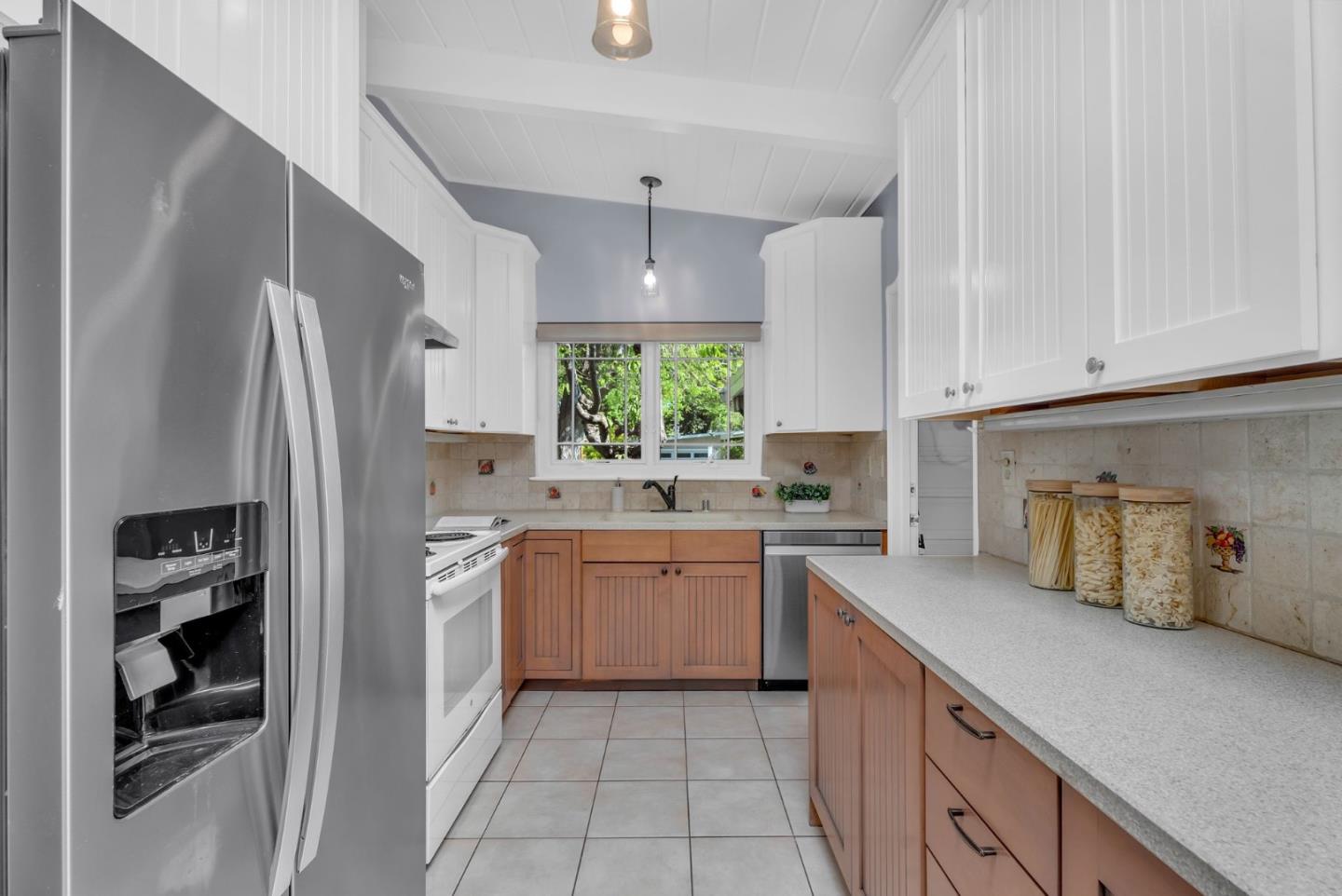 32 Lorelei Lane