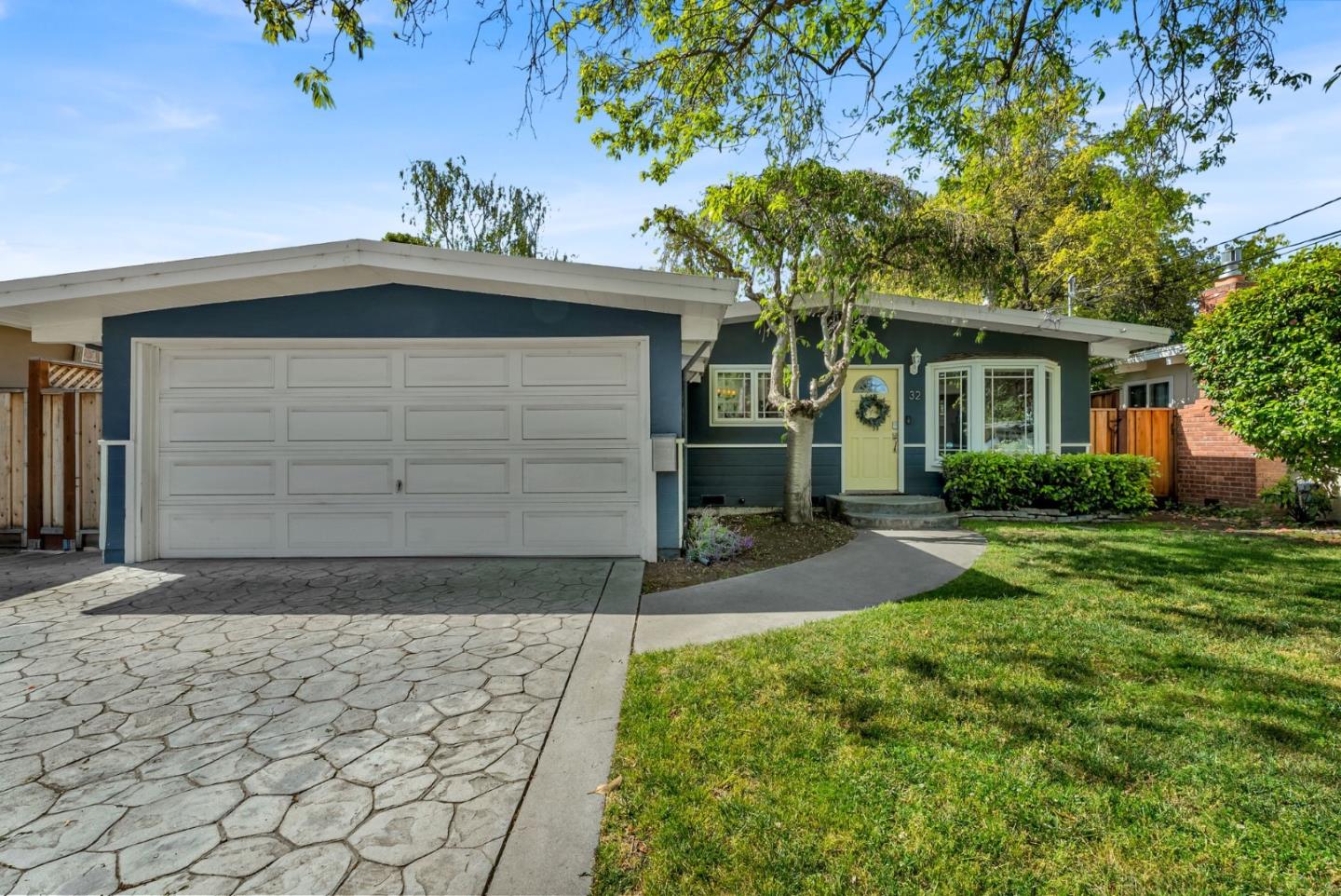 32 Lorelei Lane