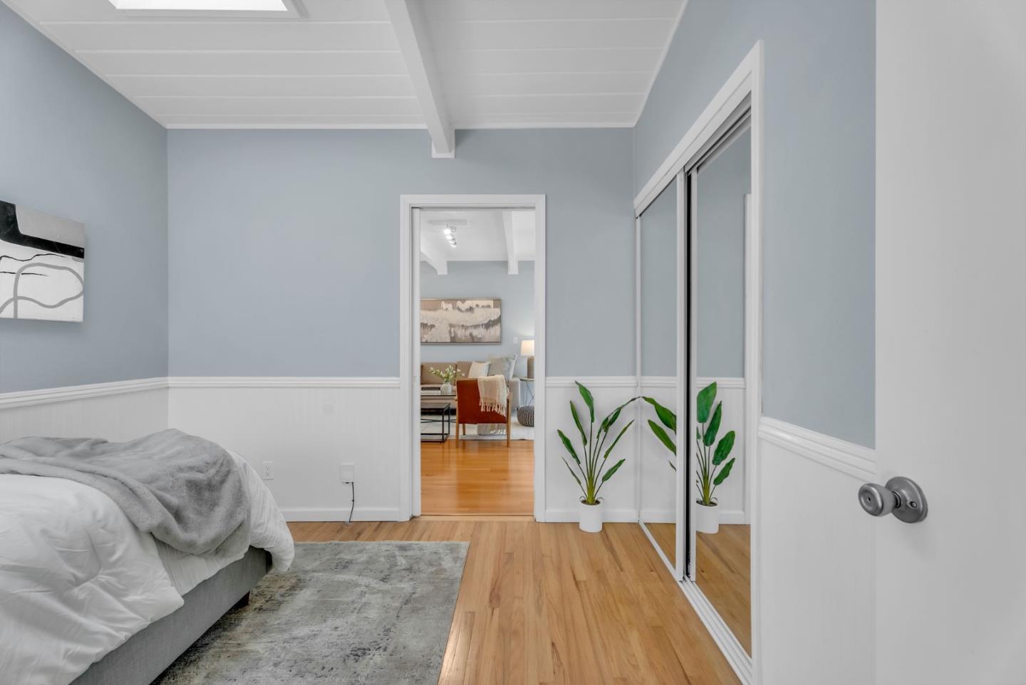 32 Lorelei Lane