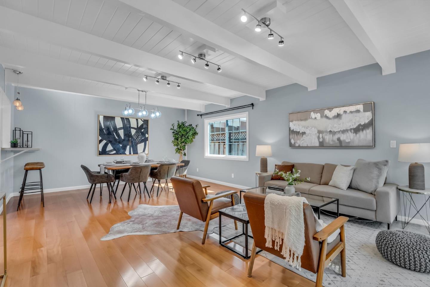 32 Lorelei Lane
