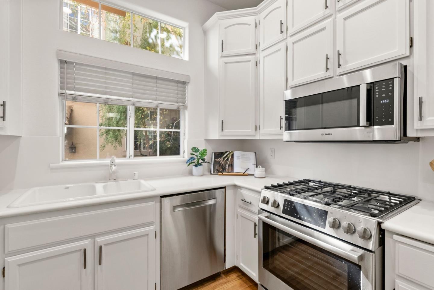 20 Arroyo View Circle