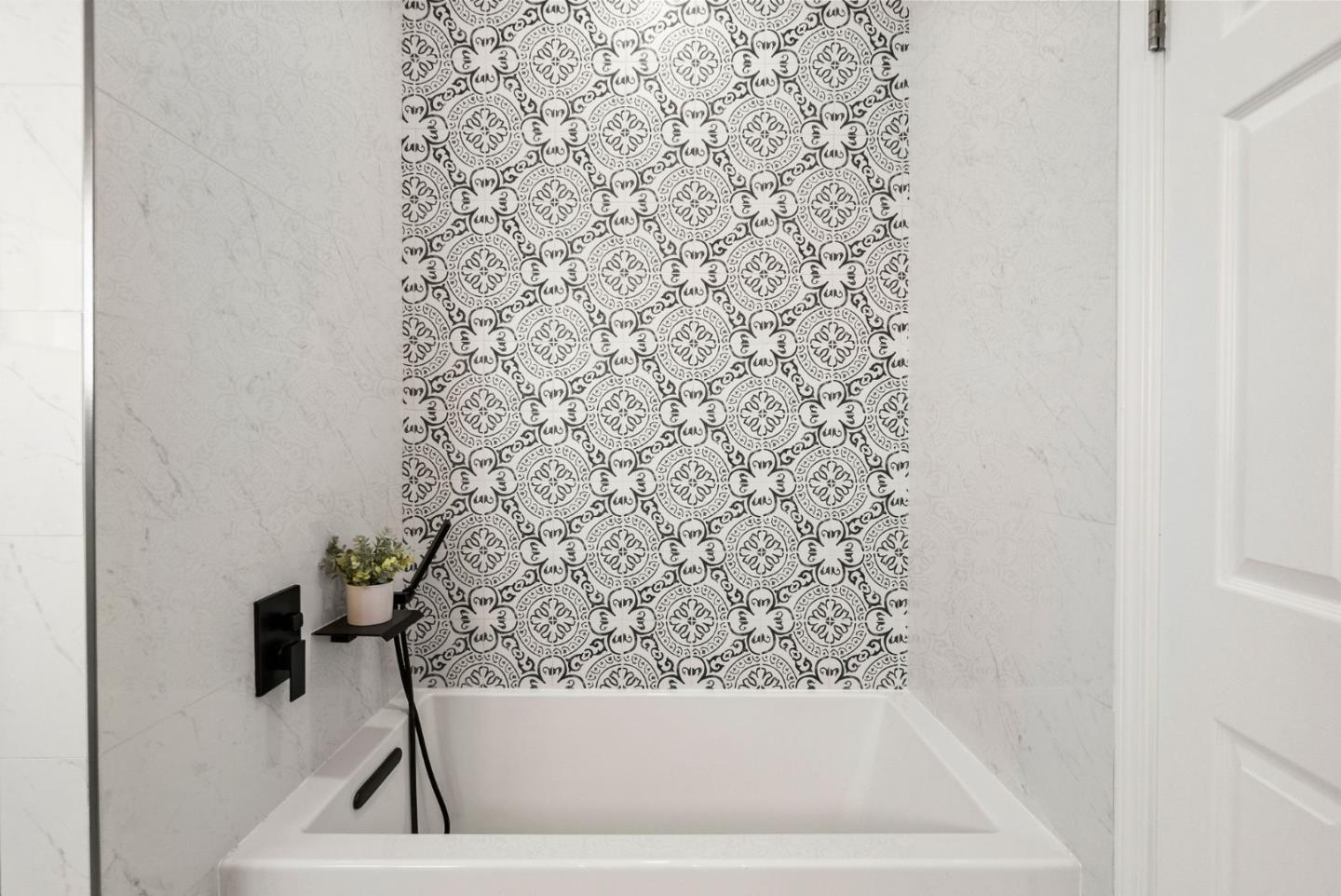 20 Arroyo View Circle