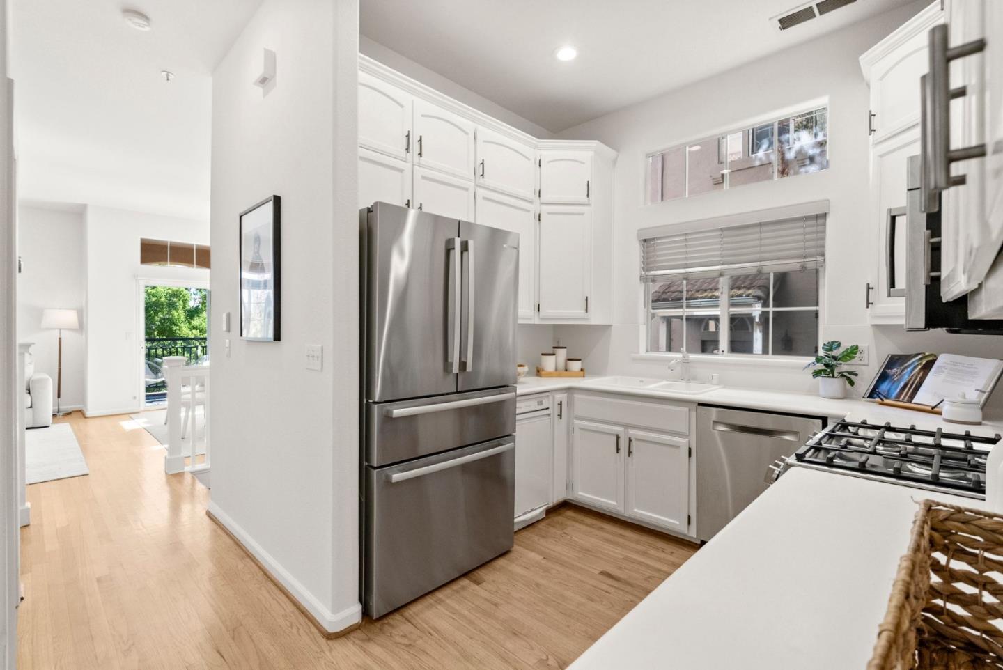 20 Arroyo View Circle