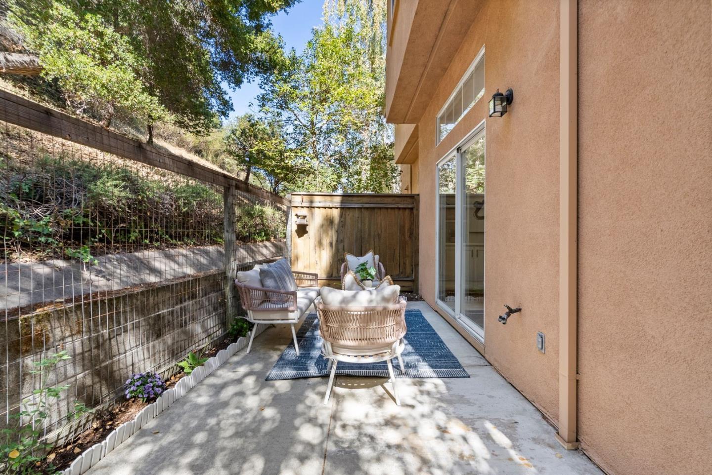 20 Arroyo View Circle