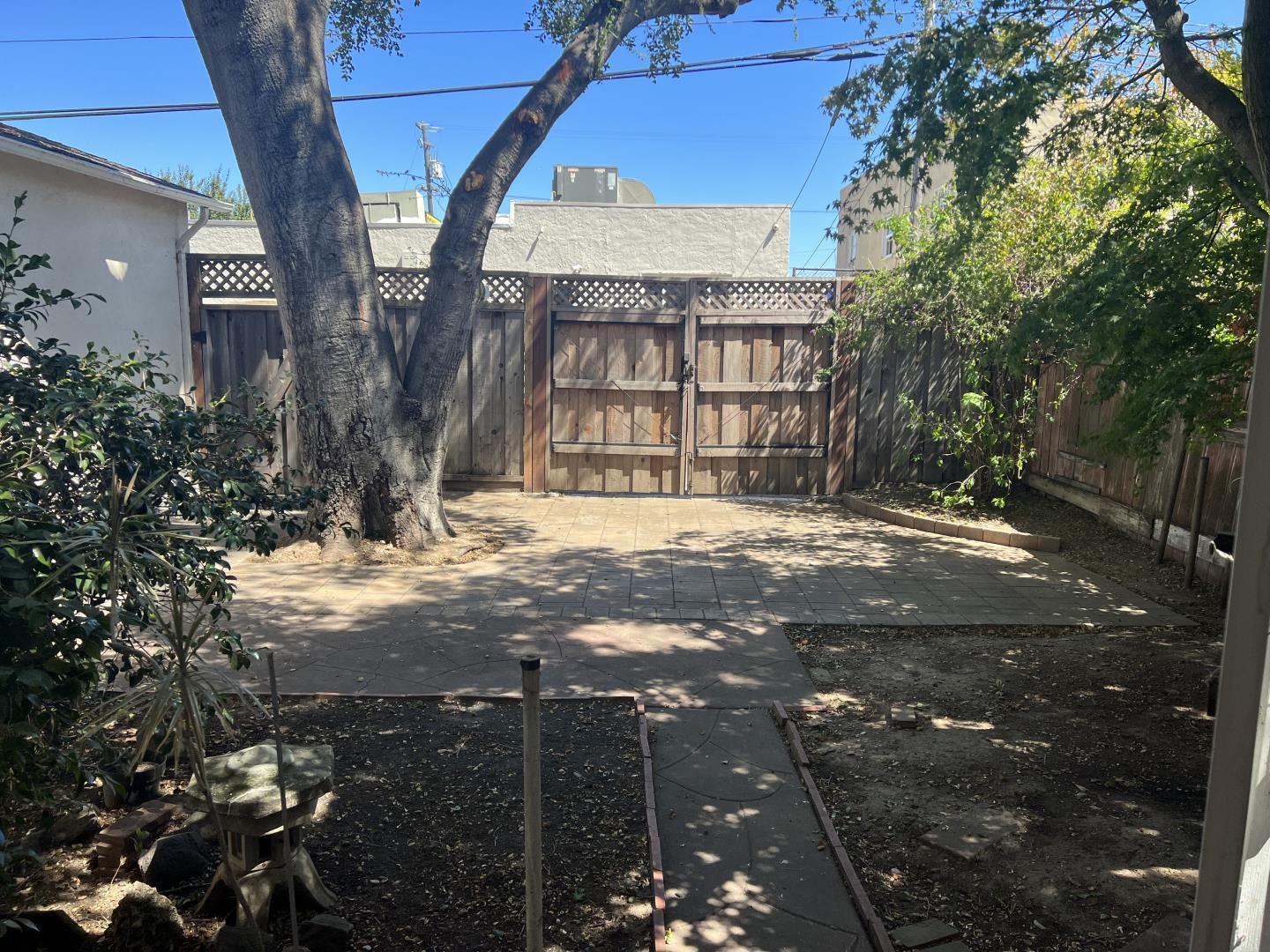 601 S Idaho ST Cottage