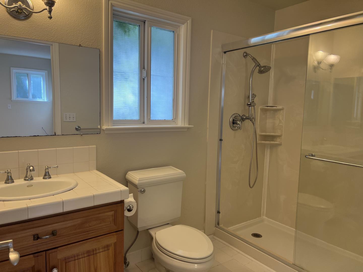 601 S Idaho ST Cottage