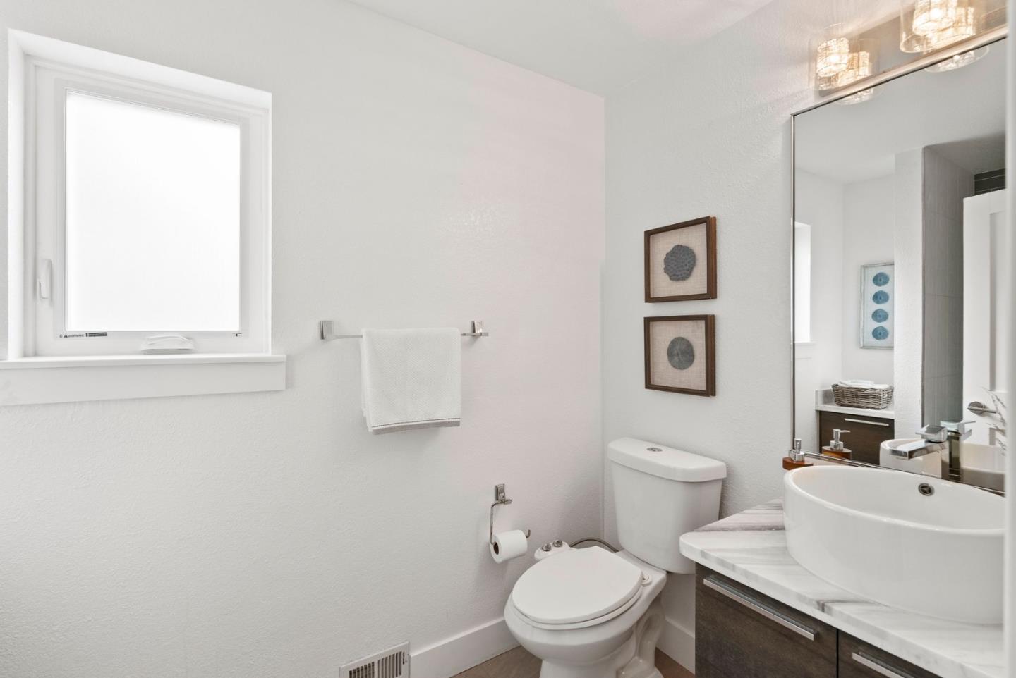 580 Pointe Pacific DR 3