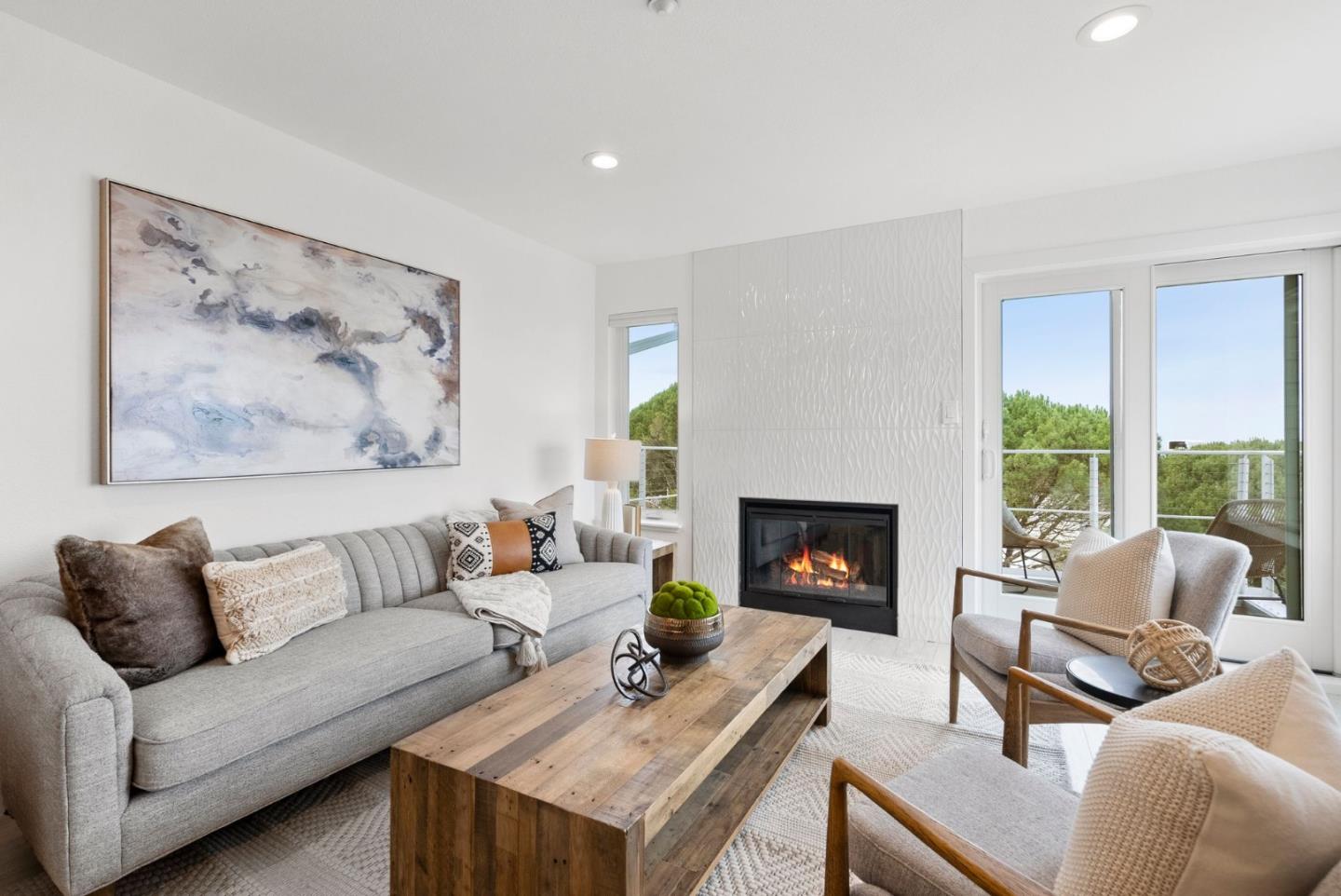 580 Pointe Pacific DR 3