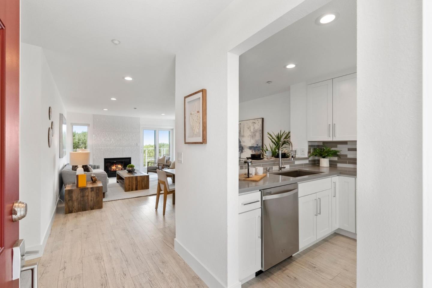 580 Pointe Pacific DR 3