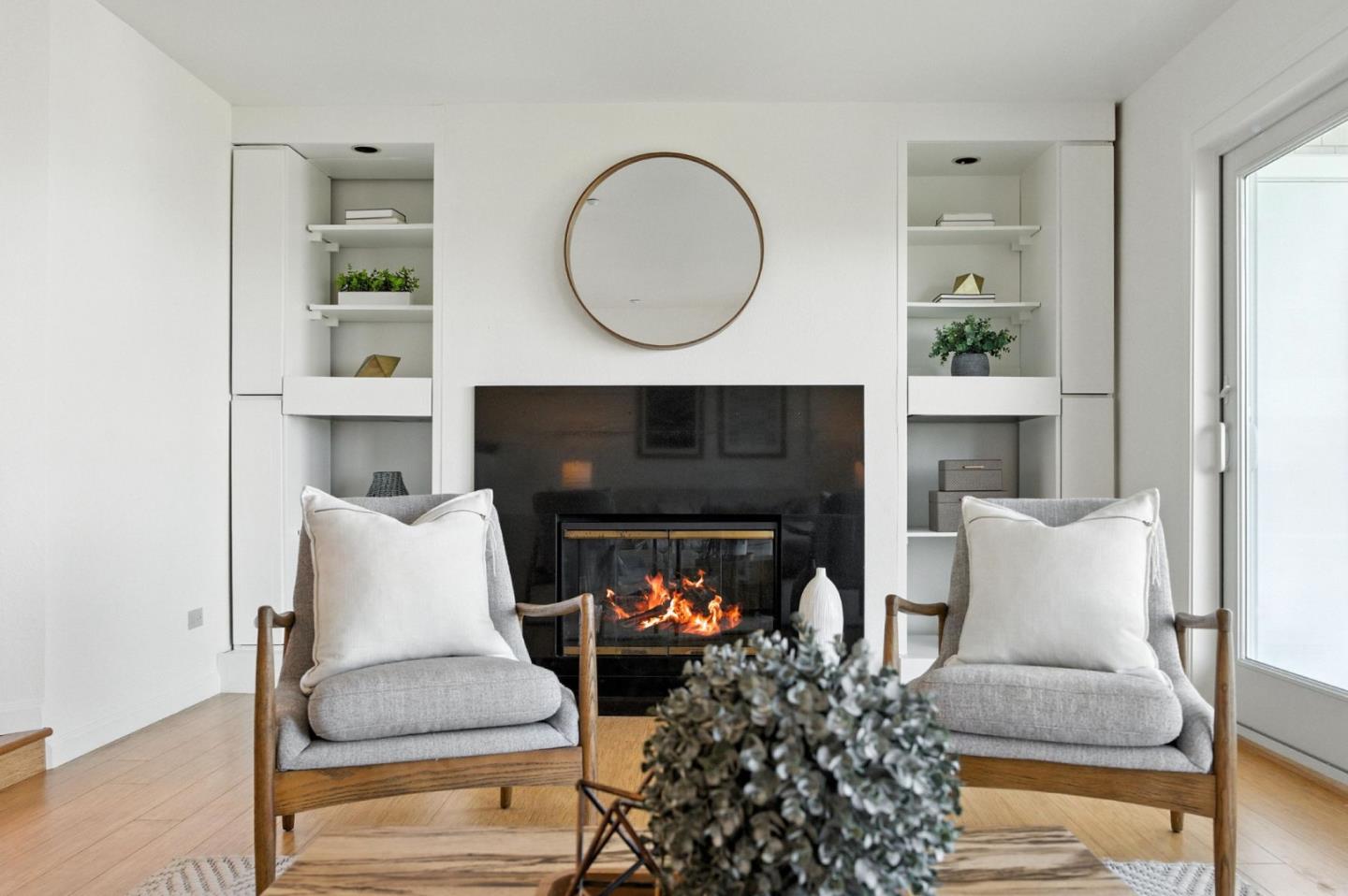 580 Pointe Pacific Drive 6