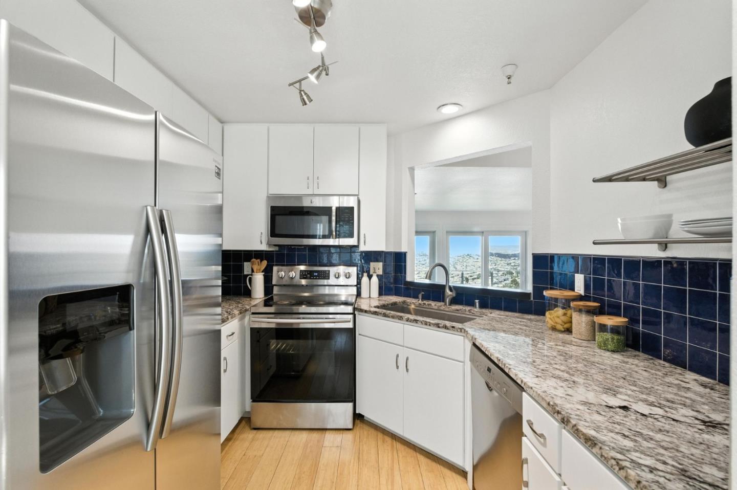 580 Pointe Pacific Drive 6