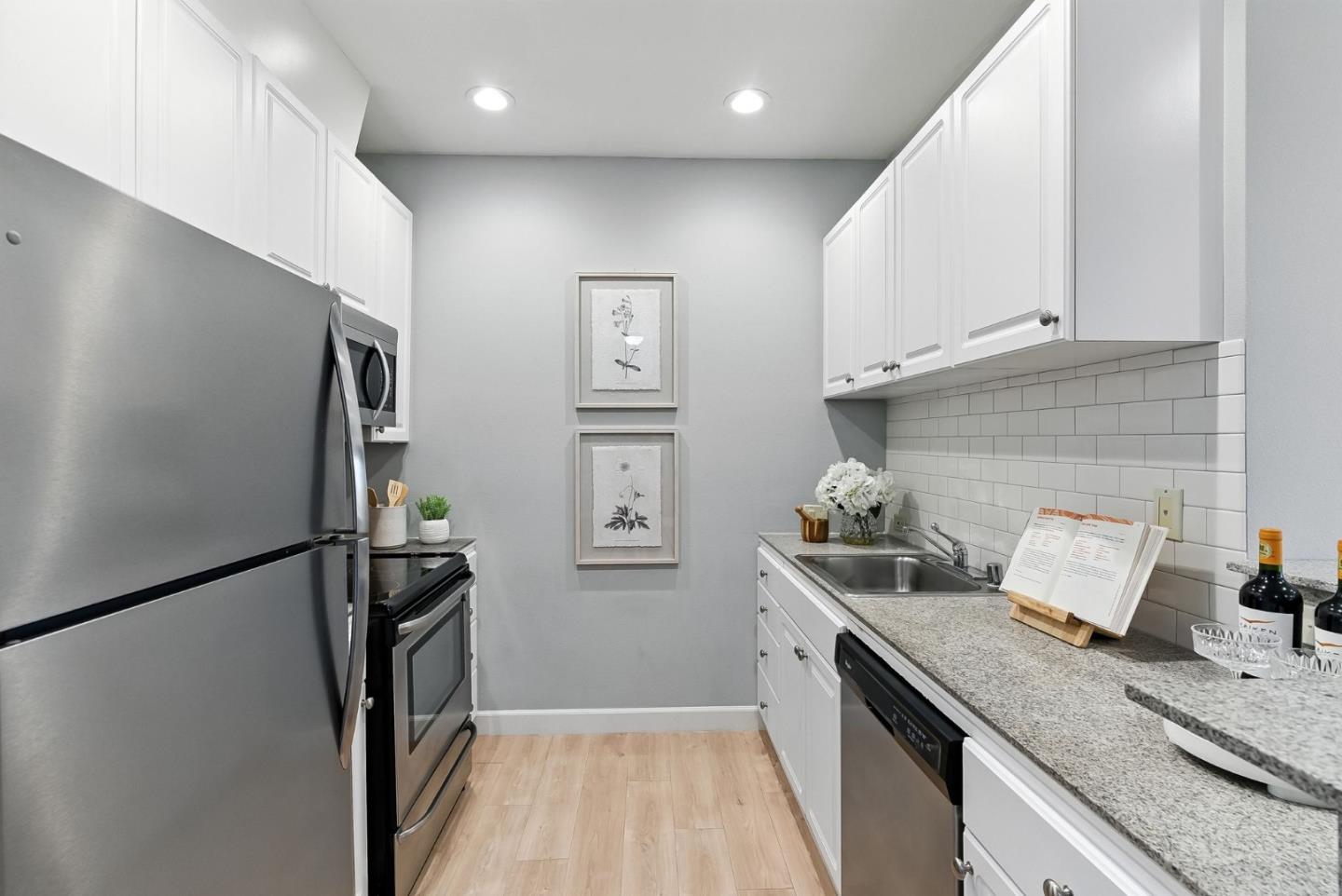 401 South Norfolk Street 315