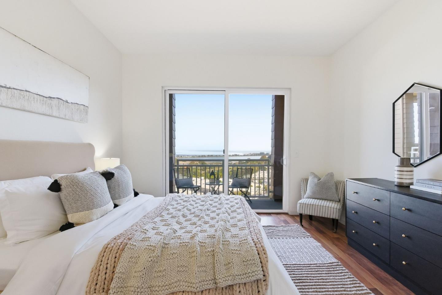 121 Cliff Swallow Court