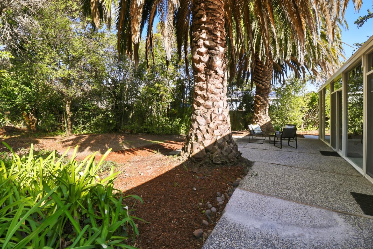 35 French Creek Place