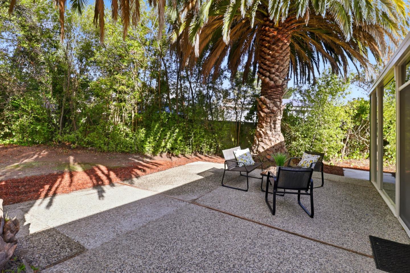 35 French Creek Place