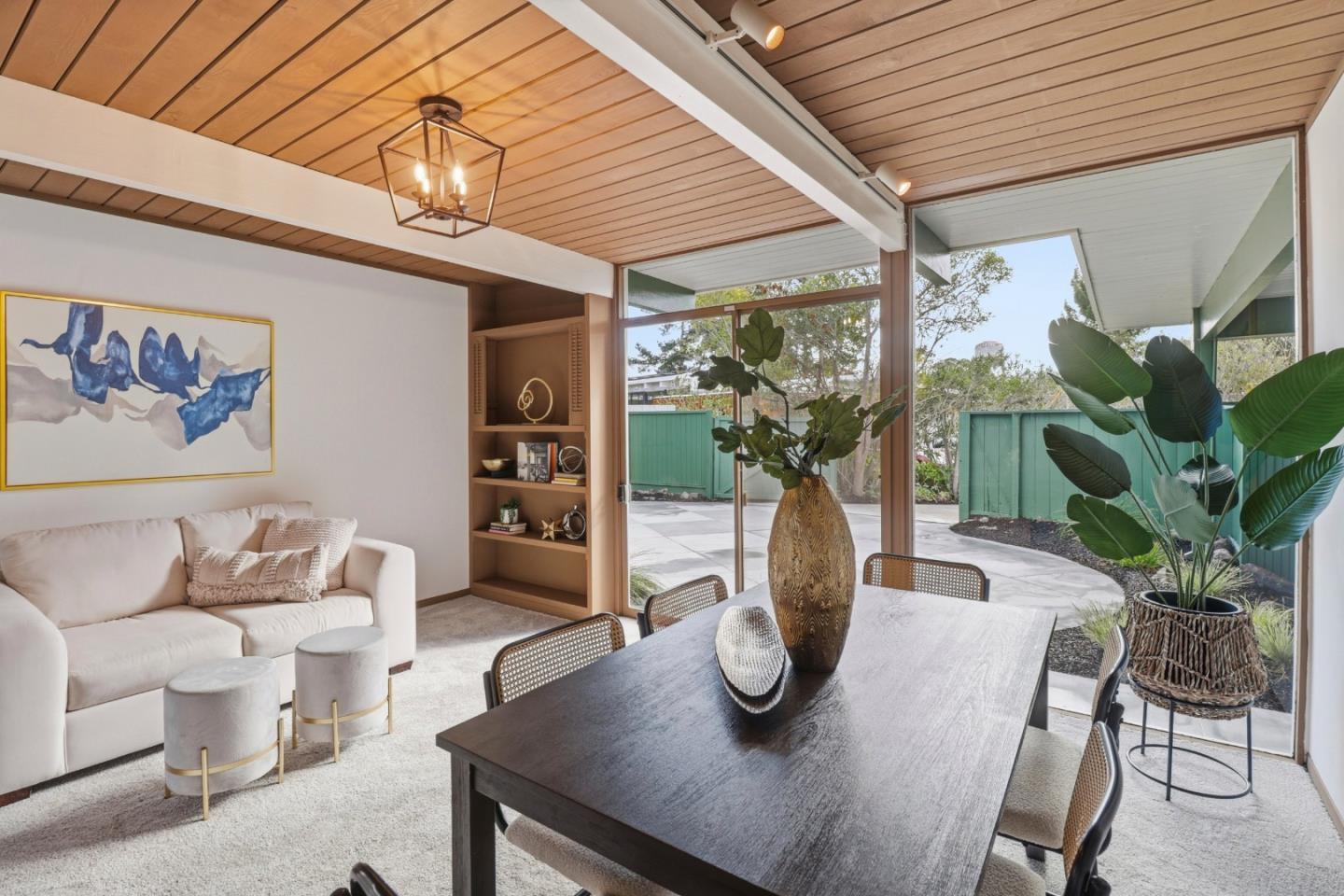 35 French Creek Place