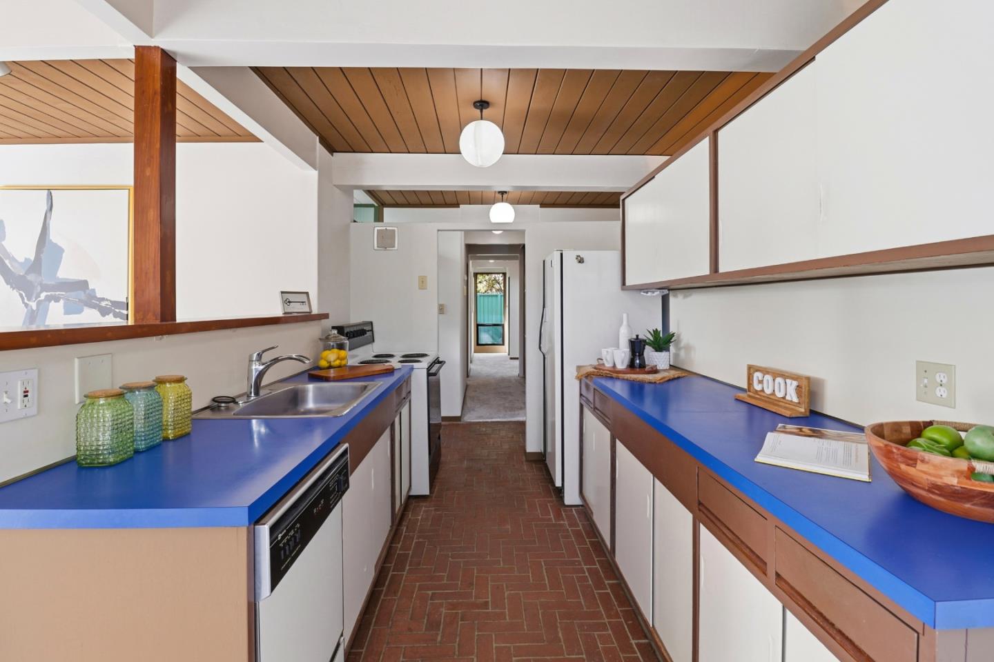 35 French Creek Place