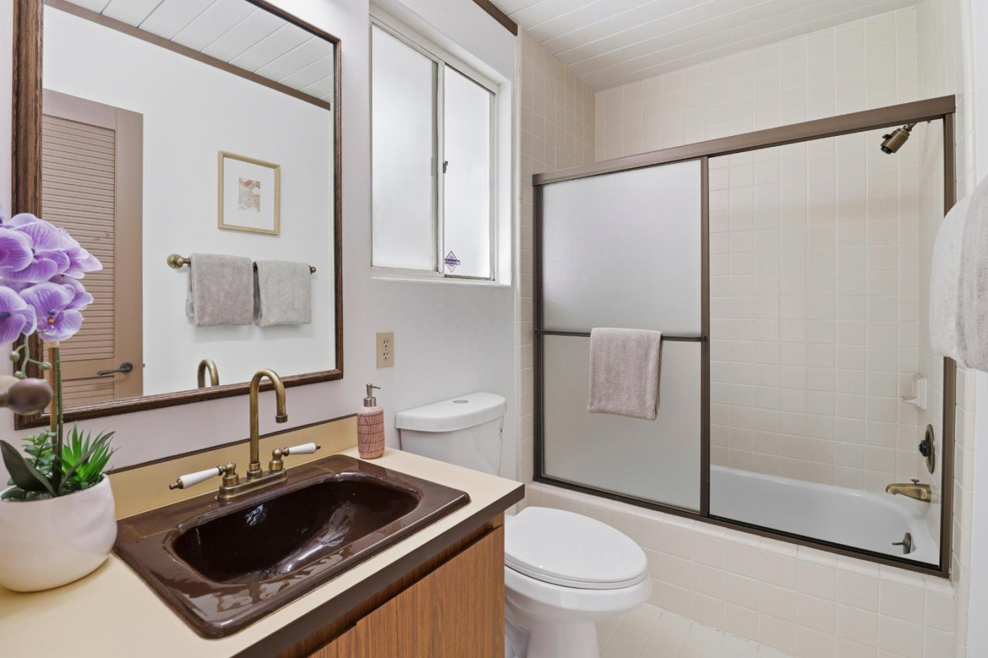 35 French Creek Place