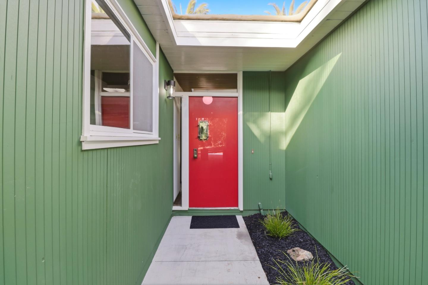 35 French Creek Place