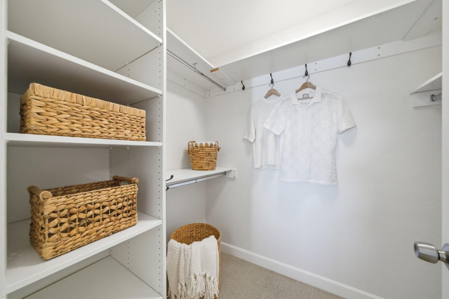 320 Peninsula Avenue 409