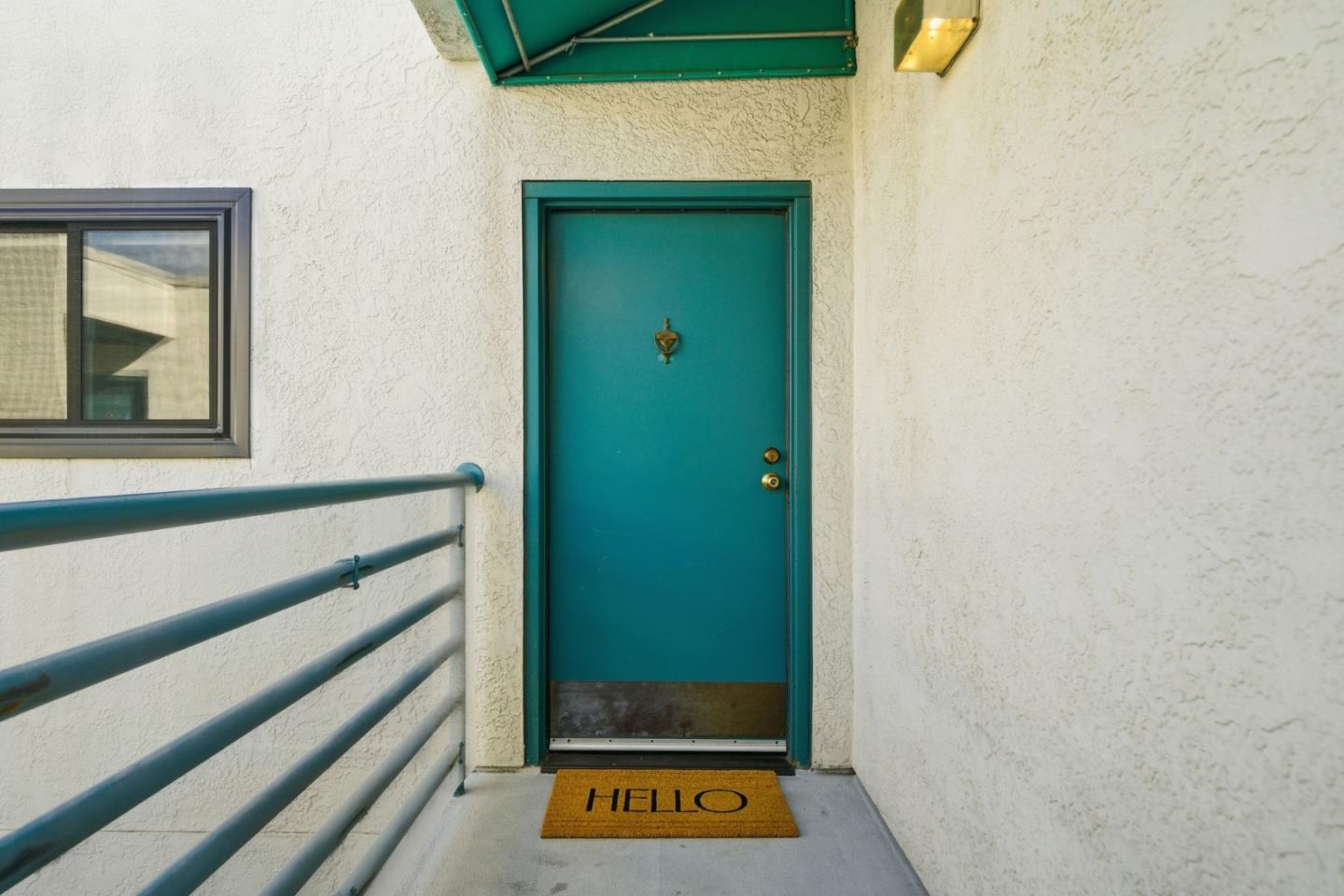 320 Peninsula AVE 409