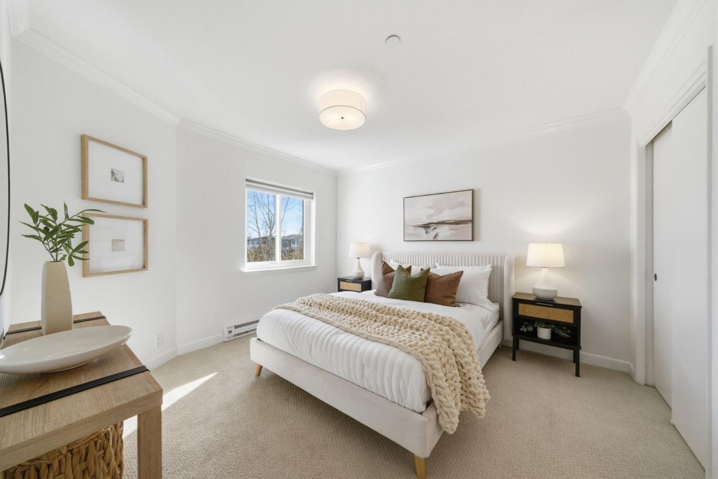 320 Peninsula AVE 409