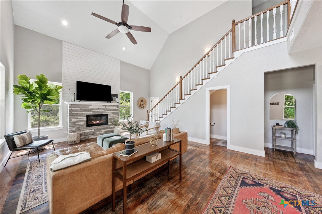 13554 Knob Hill Road