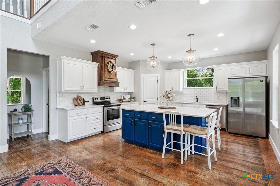 13554 Knob Hill Road