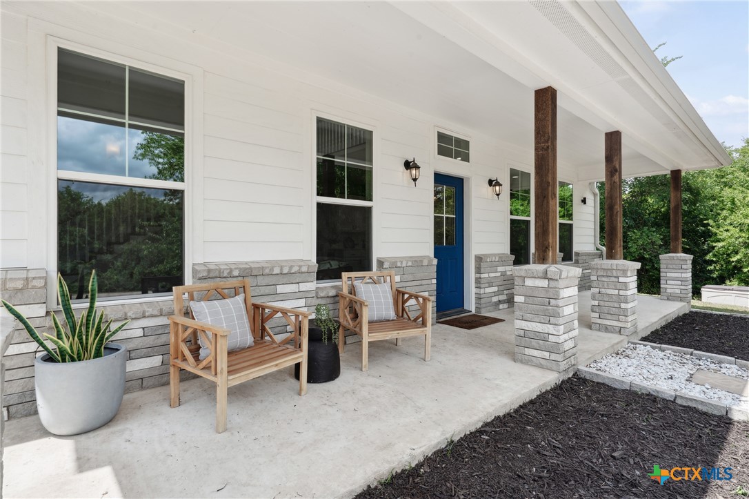 13554 Knob Hill Road