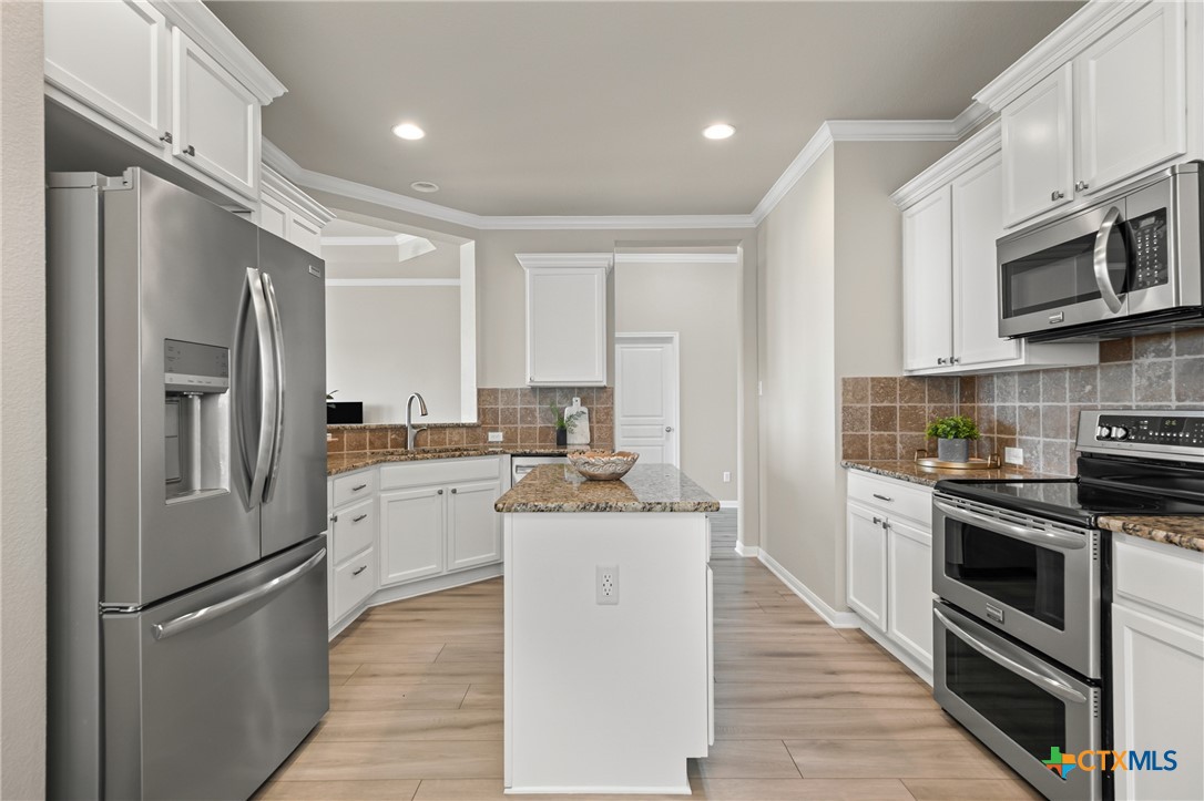 808 Copper Ridge Loop