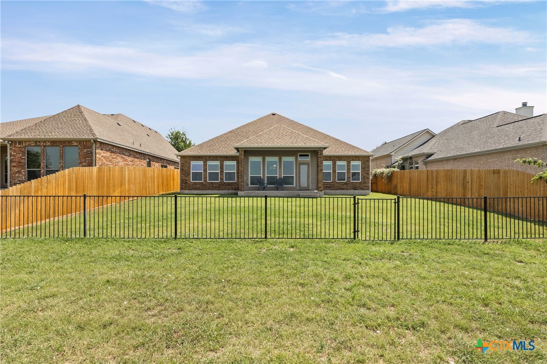 808 Copper Ridge Loop