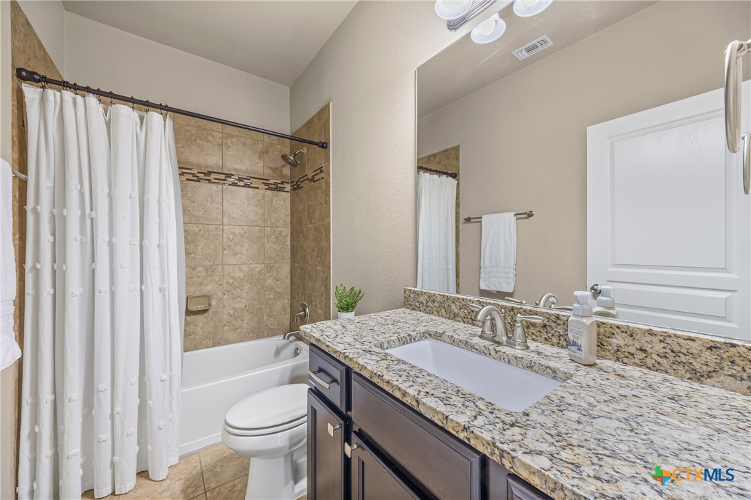 808 Copper Ridge Loop