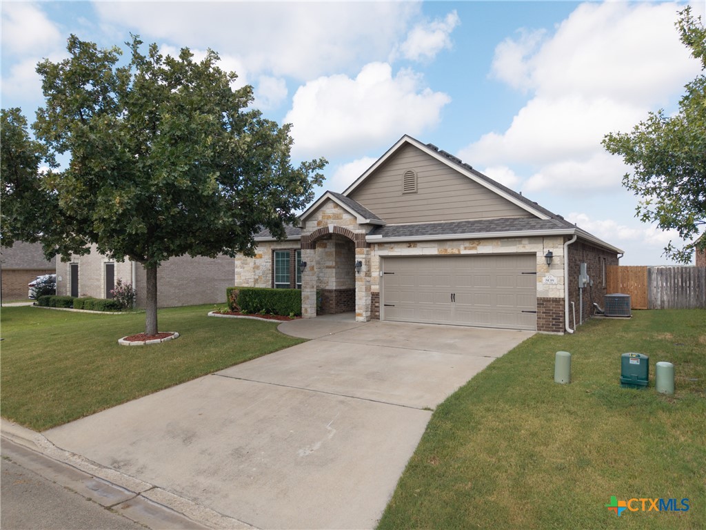 808 Copper Ridge Loop