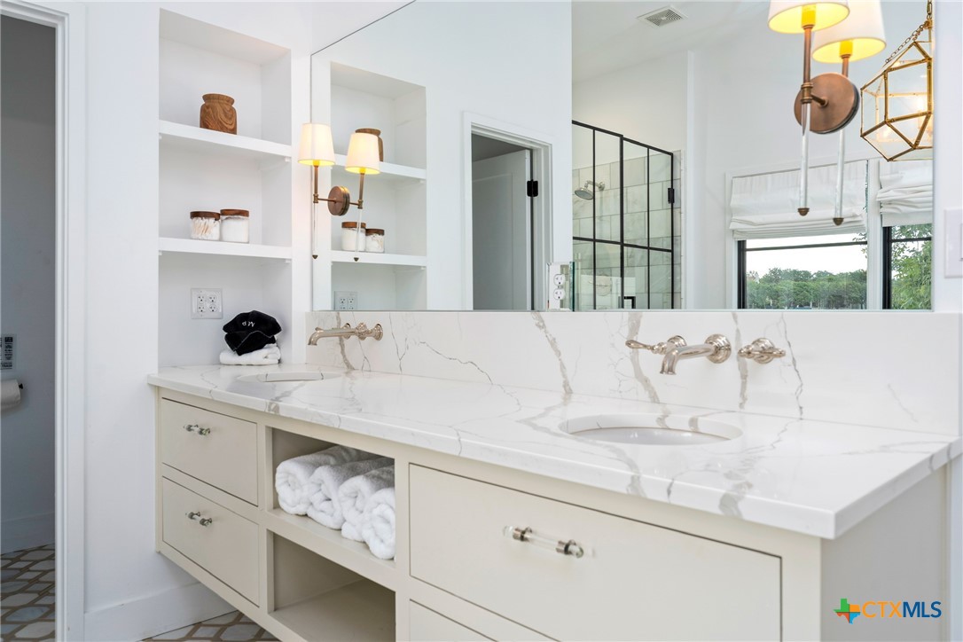 115 Lakeview Drive Drive