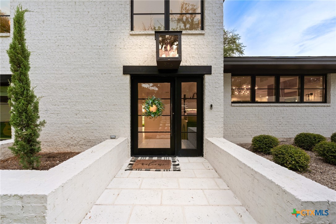 115 Lakeview Drive Drive