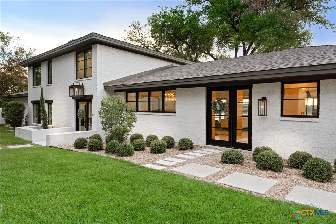 115 Lakeview Drive Drive