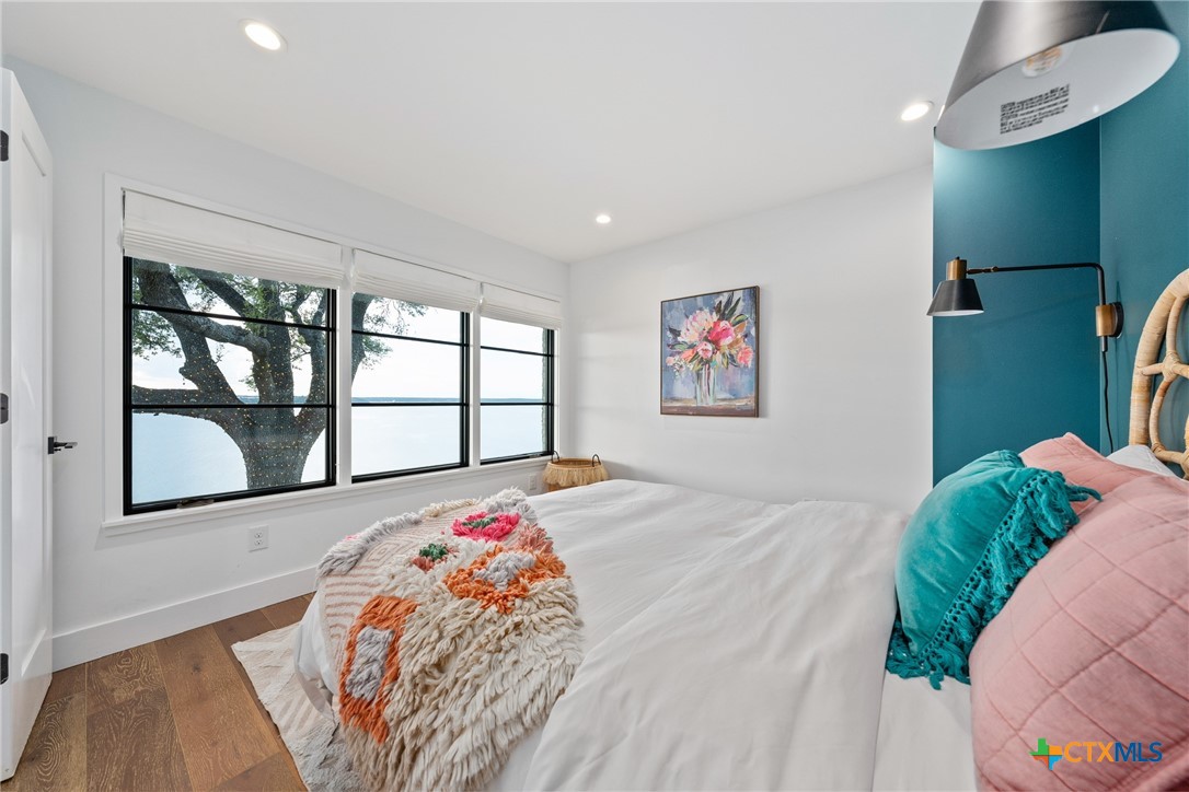 115 Lakeview Drive Drive