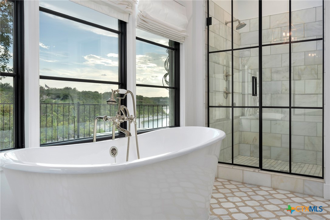 115 Lakeview Drive Drive